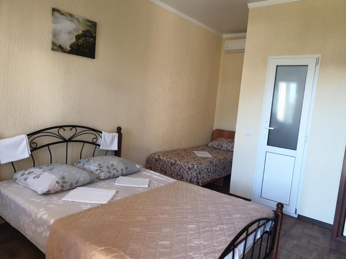 Guest House Lykhny กากรา ภายนอก รูปภาพ