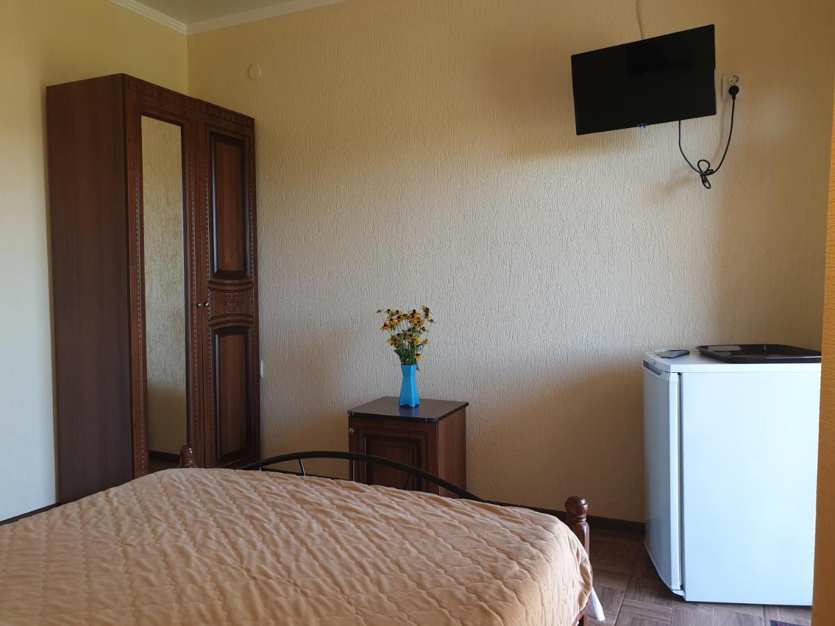 Guest House Lykhny กากรา ภายนอก รูปภาพ