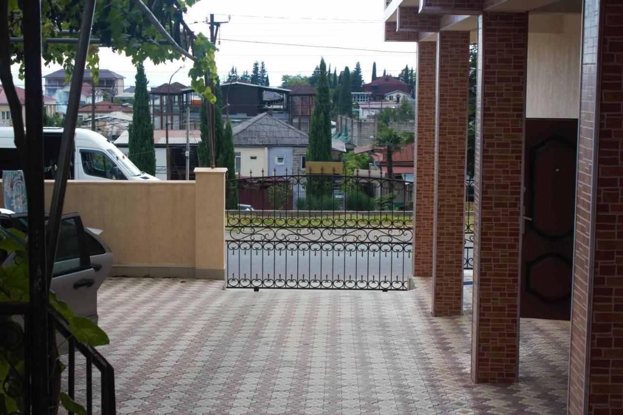 Guest House Lykhny กากรา ภายนอก รูปภาพ