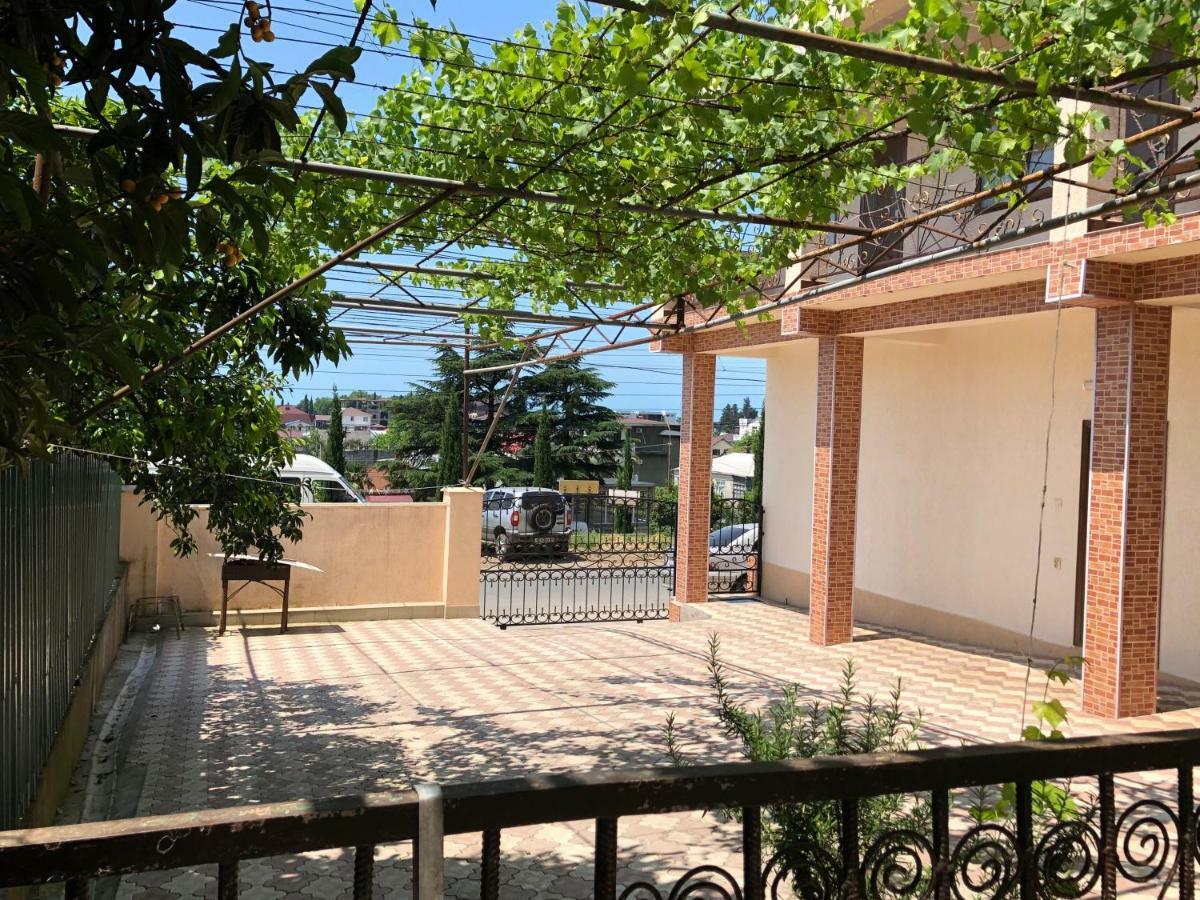 Guest House Lykhny กากรา ภายนอก รูปภาพ